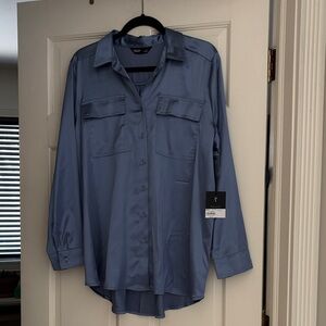 Simply Vera Vera Wang Women's Satin Blue Button Down Shirt